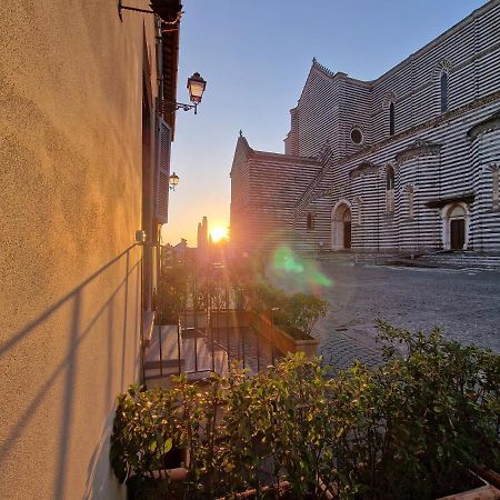مبيت وإفطار أورفييتو Residenza Duomo المظهر الخارجي الصورة
