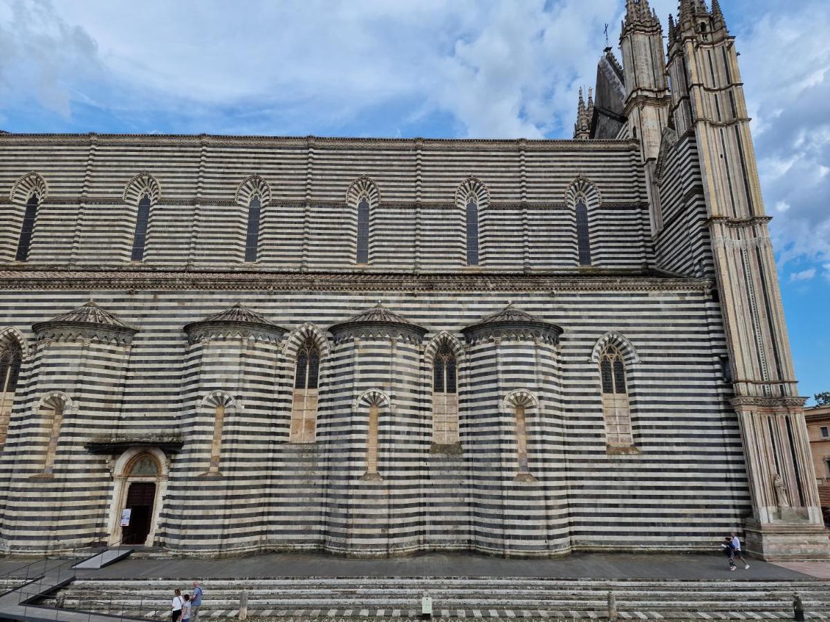 مبيت وإفطار أورفييتو Residenza Duomo المظهر الخارجي الصورة